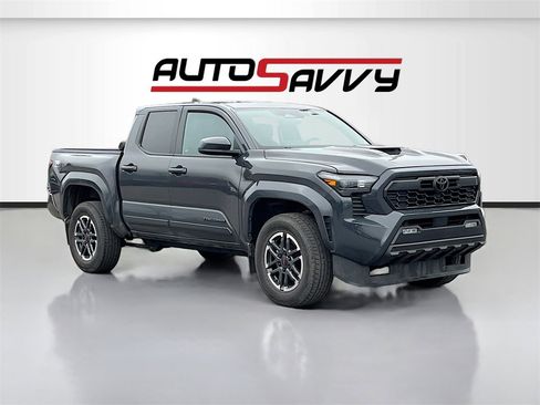 Used 2024 Toyota Tacoma TRD Sport image 1