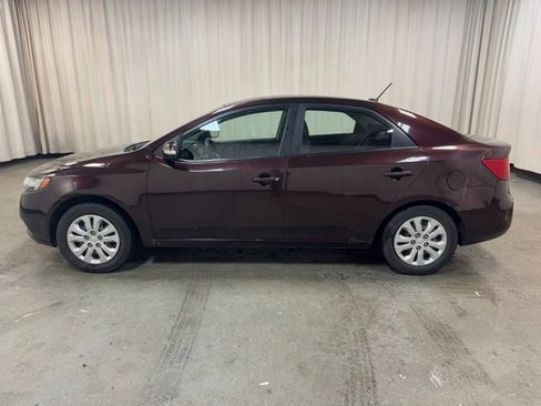 Used 2010 Kia Forte EX image 8