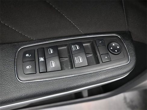 Used 2023 Dodge Charger SXT image 13