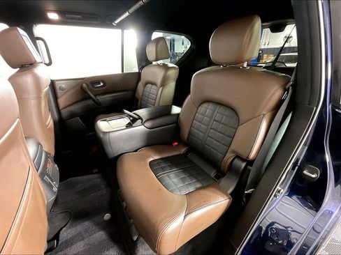 Used 2019 Nissan Armada Platinum w/ Captain's Chairs Package image 38