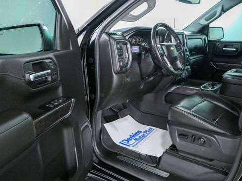 Used 2019 Chevrolet Silverado 1500 LTZ w/ LTZ Plus Package AWD/4WD image 3
