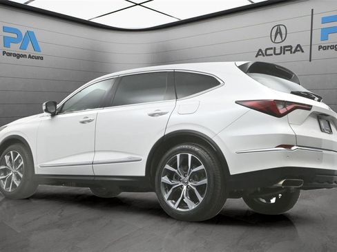Used 2024 Acura MDX SH-AWD w/ Technology Package image 32