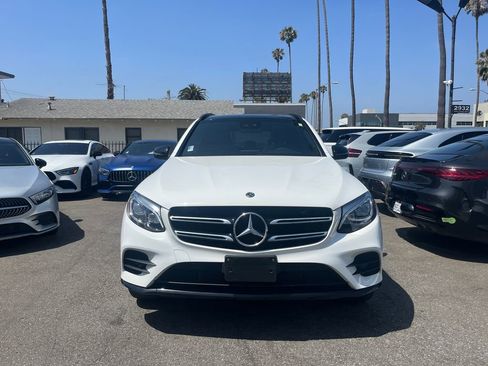 Used 2018 Mercedes-Benz GLC 300 w/ Advanced Lighting Package image 2