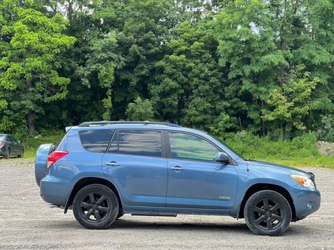 Used 2008 Toyota RAV4 Limited AWD/4WD image 7