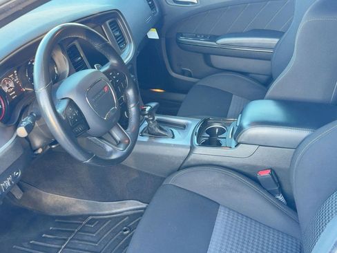 Used 2022 Dodge Charger R/T w/ Blacktop Package image 4