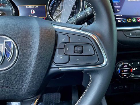 Used 2022 Buick Encore GX Select w/ Sport Touring Package image 23