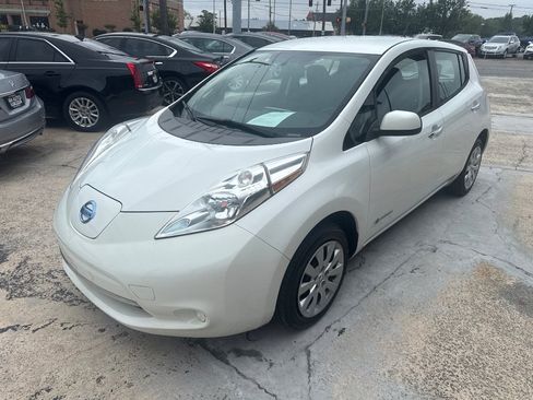 Used 2015 Nissan Leaf S w/ Charge Package FWD image 1