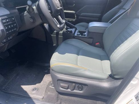Used 2025 Toyota 4Runner Trailhunter AWD/4WD image 13