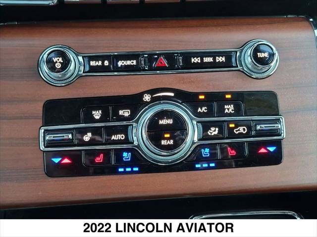 Certified 2022 Lincoln Aviator Grand Touring w/ Equipment Group 301A AWD/4WD image 18
