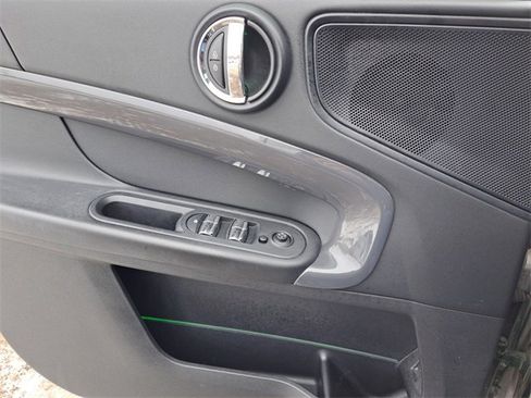 Used 2018 MINI Cooper Countryman S image 19