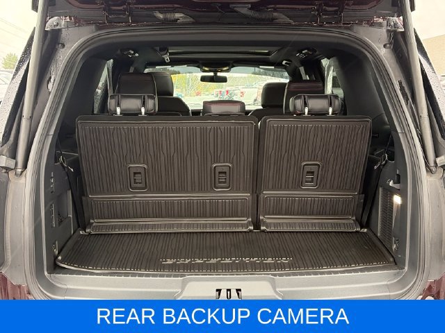 Used 2023 Ford Expedition Limited AWD/4WD image 8