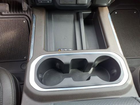 Used 2022 GMC Sierra 1500 Denali w/ Driver Alert Package II image 13