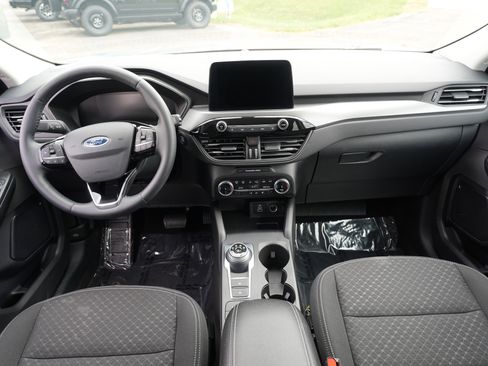 Used 2024 Ford Escape Active AWD/4WD image 27