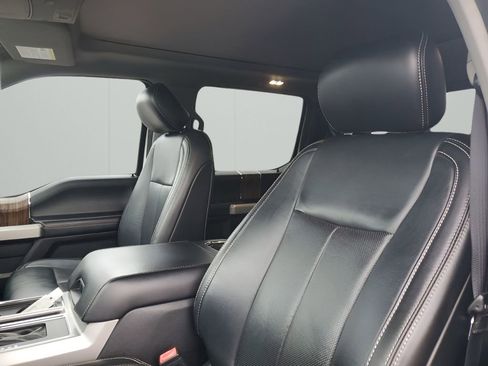 Used 2019 Ford F150 Lariat w/ Equipment Group 502A Luxury image 30