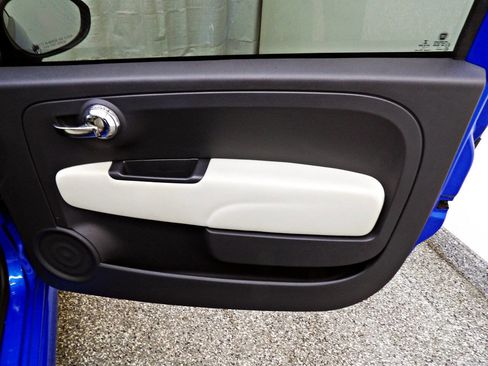 Used 2018 FIAT 500 Pop image 10