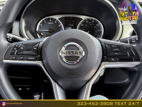 Used 2019 Nissan Kicks S FWD image 21