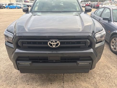 Used 2025 Toyota 4Runner SR5 image 1