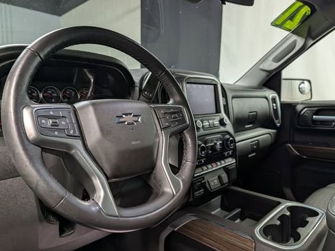 Used 2021 Chevrolet Silverado 1500 RST AWD/4WD image 19