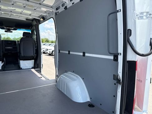 Used 2026 Mercedes-Benz Sprinter 2500 image 20