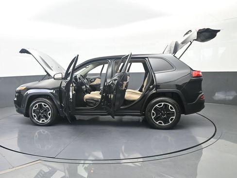 Used 2016 Jeep Cherokee Sport AWD/4WD image 67