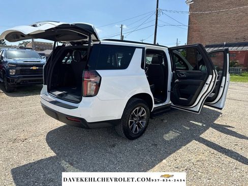 Used 2023 Chevrolet Tahoe Z71 w/ Luxury Package AWD/4WD image 37