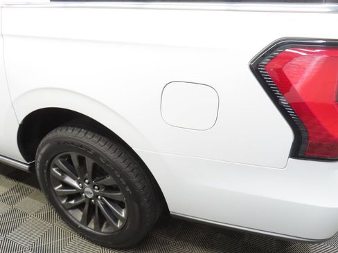 Used 2019 Ford Expedition Max Limited AWD/4WD image 38