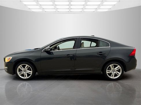Used 2015 Volvo S60 T5 Premier image 5