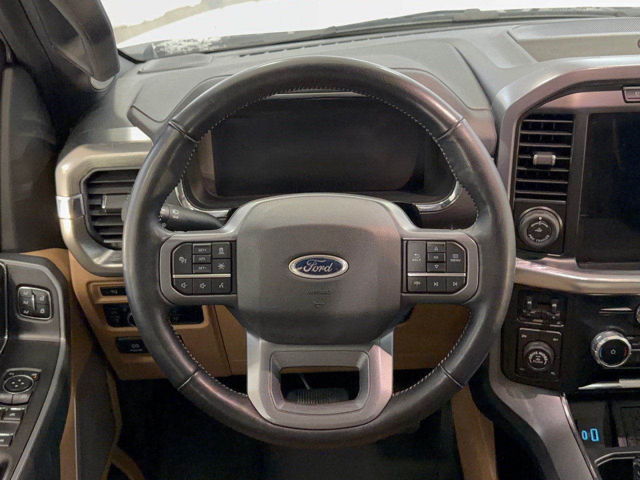 Used 2023 Ford F150 Lariat w/ Equipment Group 502A High AWD/4WD image 10