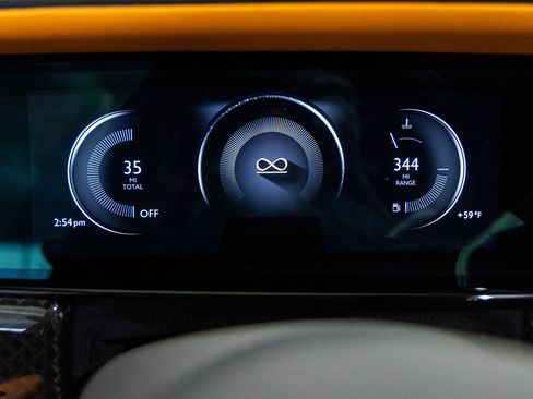 New 2026 Rolls-Royce Cullinan Black Badge image 28