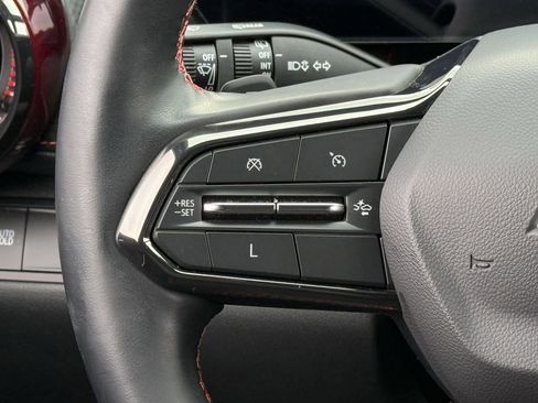 Certified 2025 Chevrolet Equinox RS w/ Safety and Technology Package image 13