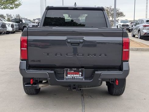 Used 2024 Toyota Tacoma TRD Off-Road image 7