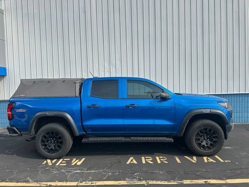 Used 2023 Chevrolet Colorado Trail Boss AWD/4WD image 2