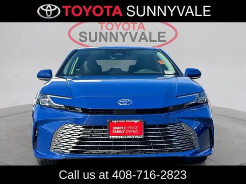 Used 2026 Toyota Camry XLE FWD image 11