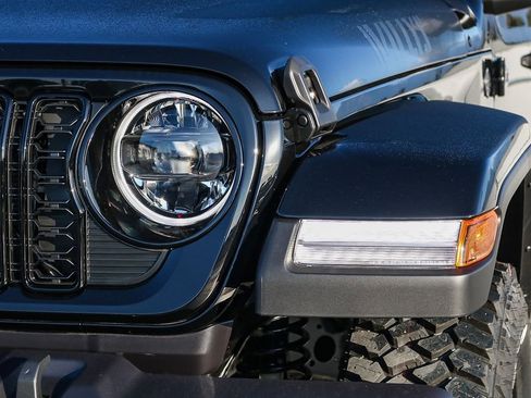 New 2026 Jeep Gladiator Willys image 5