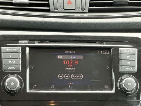 Used 2018 Nissan Rogue S AWD/4WD image 10