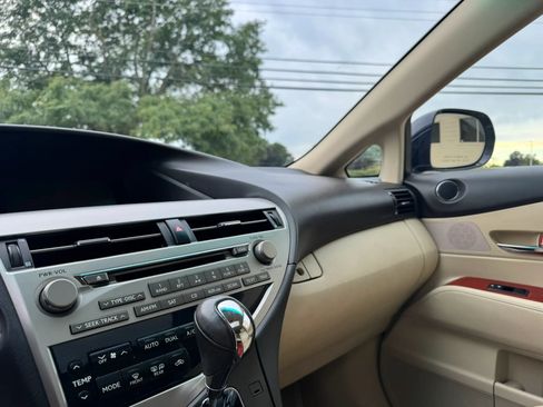 Used 2010 Lexus RX 350 2WD w/ Premium Pkg image 19