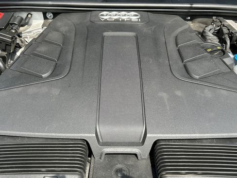 Used 2017 Audi Q7 3.0T Premium Plus w/ Premium Plus Package image 12