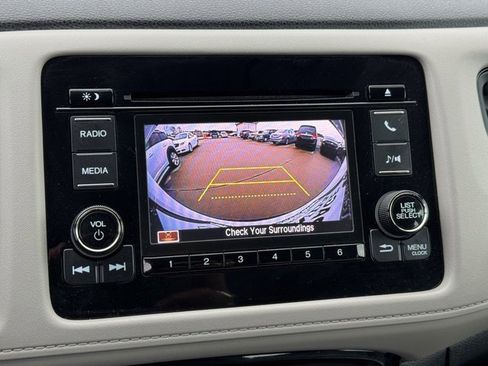 Certified 2022 Honda HR-V LX image 26