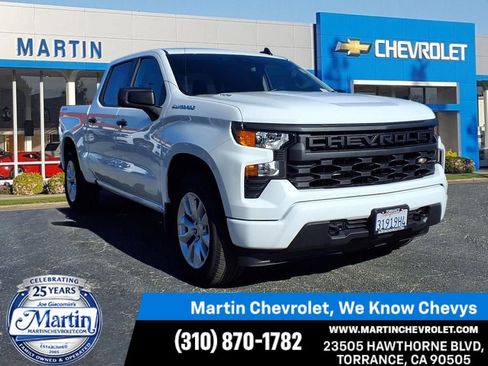 Used 2026 Chevrolet Silverado 1500 Custom image 1