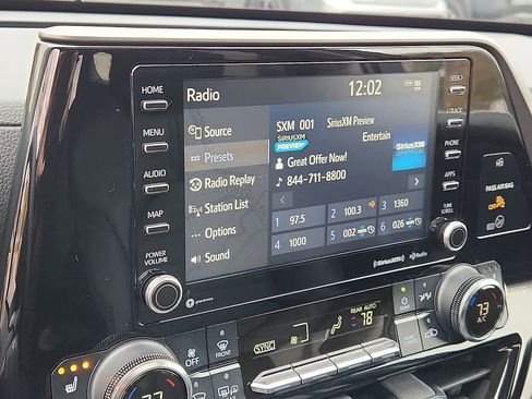 Certified 2022 Toyota Highlander XLE image 19