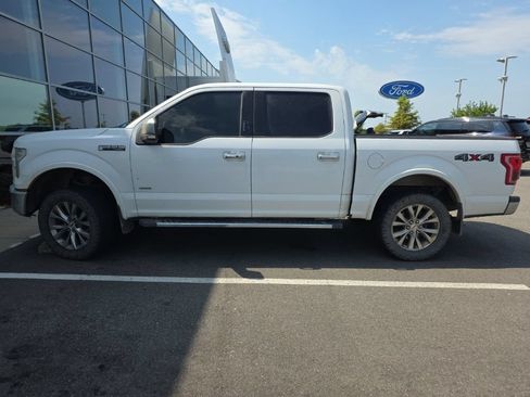 Used 2015 Ford F150 Lariat w/ Equipment Group 502A Luxury AWD/4WD image 8