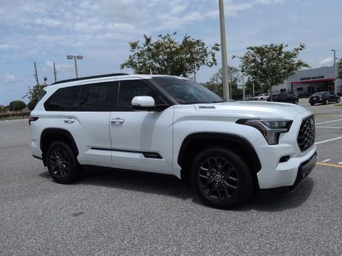 Certified 2023 Toyota Sequoia Platinum AWD/4WD image 2