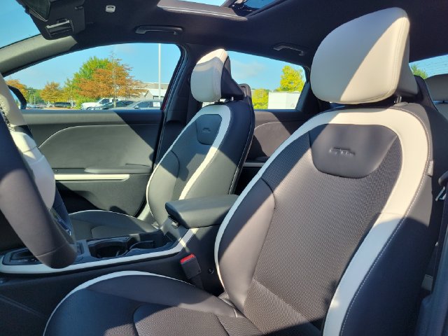 New 2026 Kia K4 GT-Line Turbo w/ GT-Line Sunroof Package FWD image 13