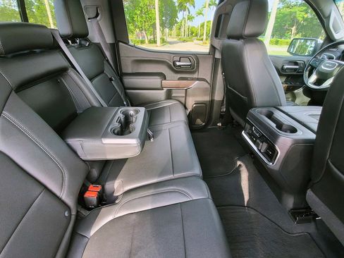 Used 2019 GMC Sierra 1500 SLT RWD image 33