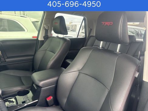 Used 2024 Toyota 4Runner TRD Off-Road Premium AWD/4WD image 16
