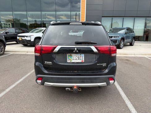 Used 2016 Mitsubishi Outlander GT AWD/4WD image 5