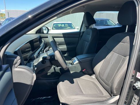 Used 2025 Hyundai Tucson SEL AWD/4WD image 24