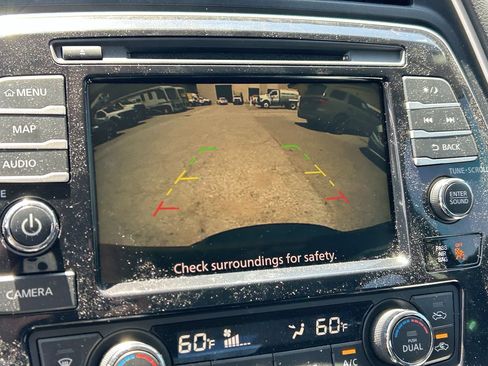Used 2021 Nissan Maxima 3.5 SV FWD image 8