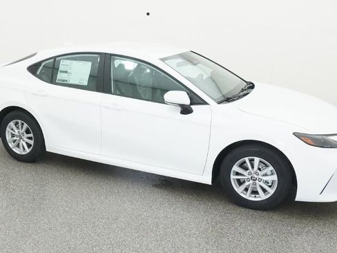 New 2026 Toyota Camry LE FWD image 12