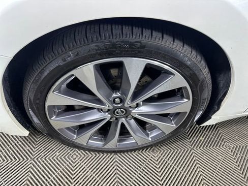 Used 2020 Nissan Maxima Platinum w/ Sport Mat Group image 10